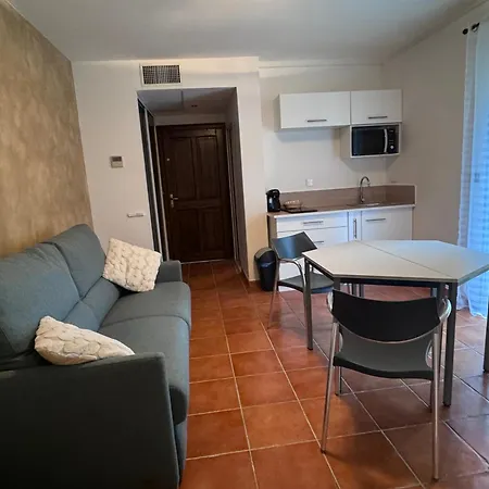 La Fauvelle D Apartment